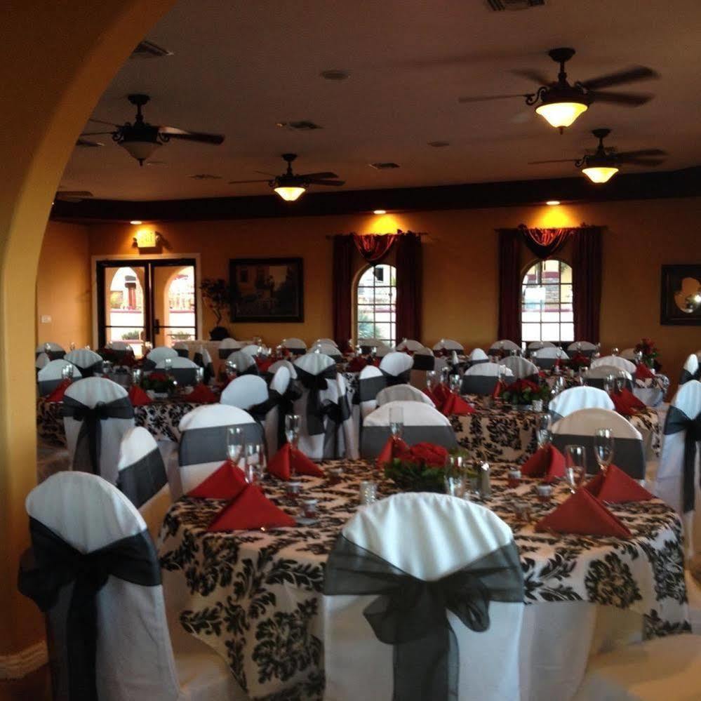 Dream Manor Inn โกลบ ภายนอก รูปภาพ