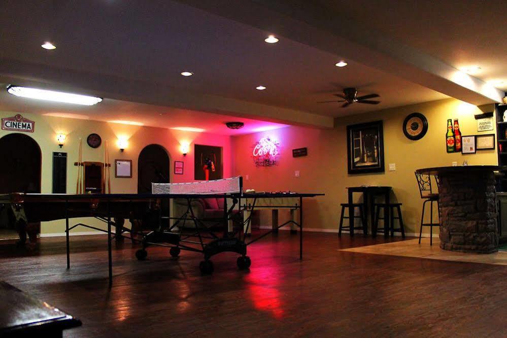 Dream Manor Inn โกลบ ภายนอก รูปภาพ